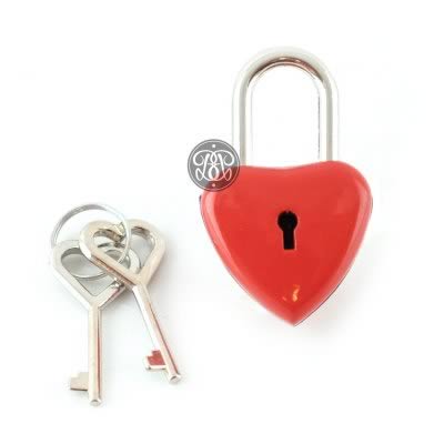 Long Heart Padlock - Red