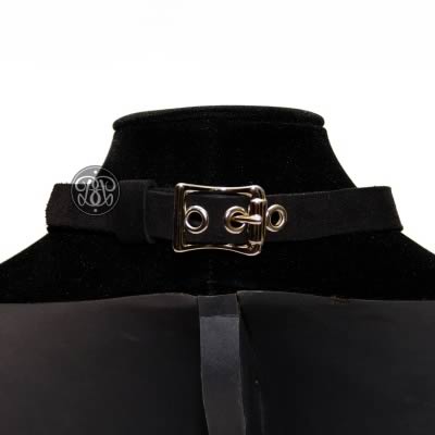 Suede Pendant Submissive Collar