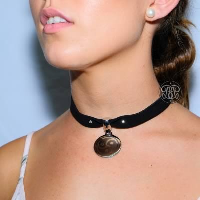 Suede Pendant Submissive Collar