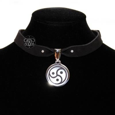 Suede Pendant Submissive Collar