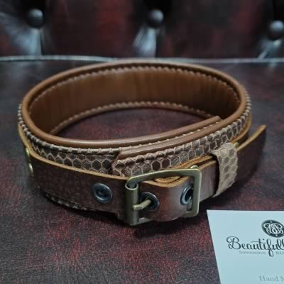 Honeycomb Submissive Collar