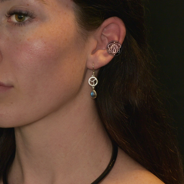 Triskelion Symbol Kink Earrings