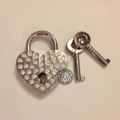 Silver Diamante Padlock with Key